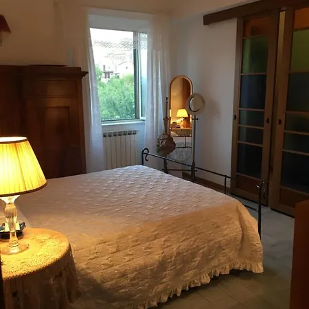 B&B Il Pettirosso Alojamento de Acomodação e Pequeno-almoço Tufo (Latina)